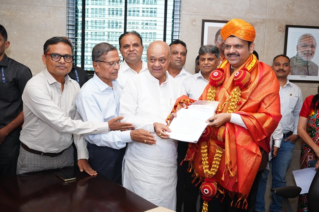 Vokkaligara Sangha Maharashtra delegation meets Chief Minister Devendra Fadnavis